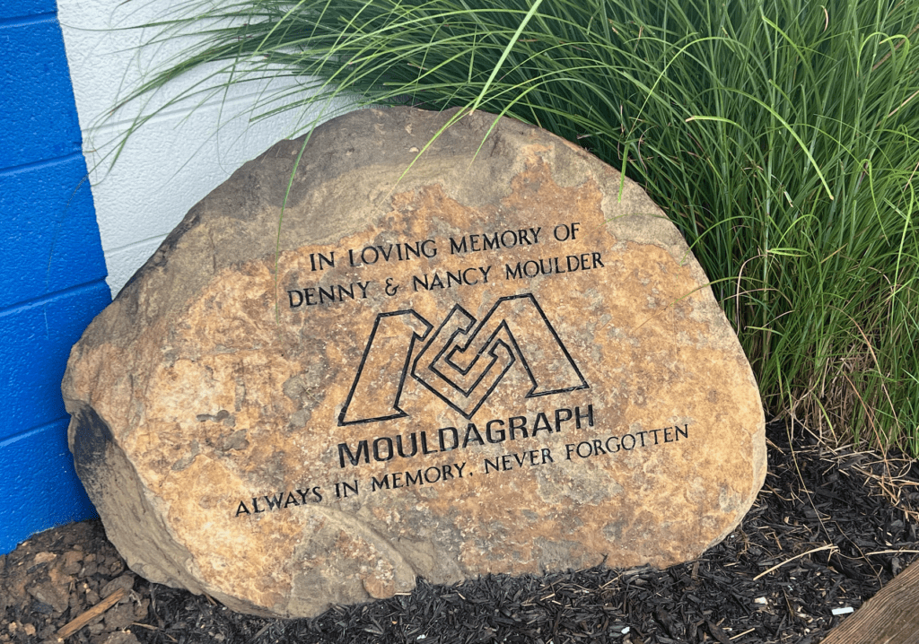 mouldagraph memorial stone